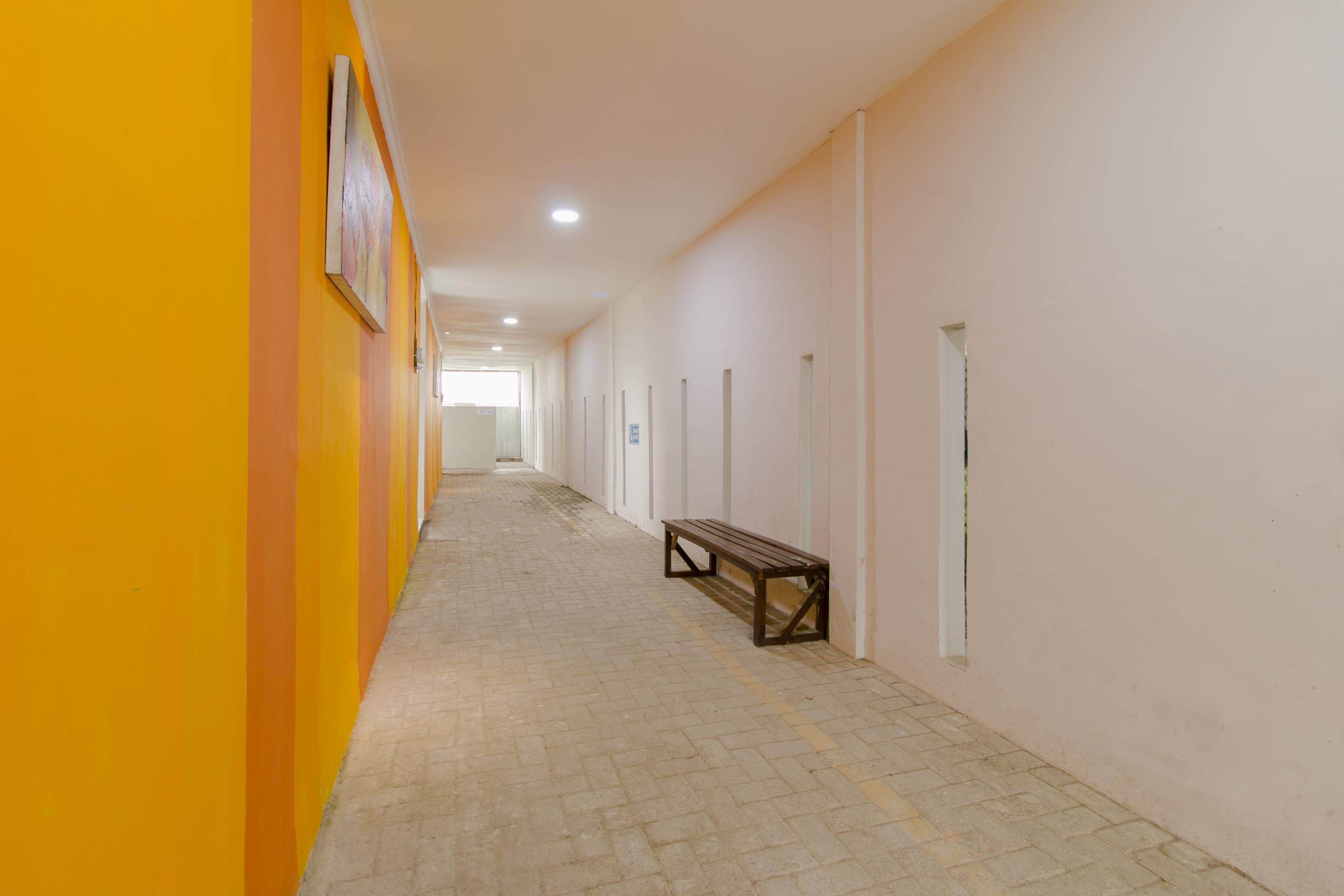 Hotel Oyo 2228 Arwinda Costel Syariah Puncak