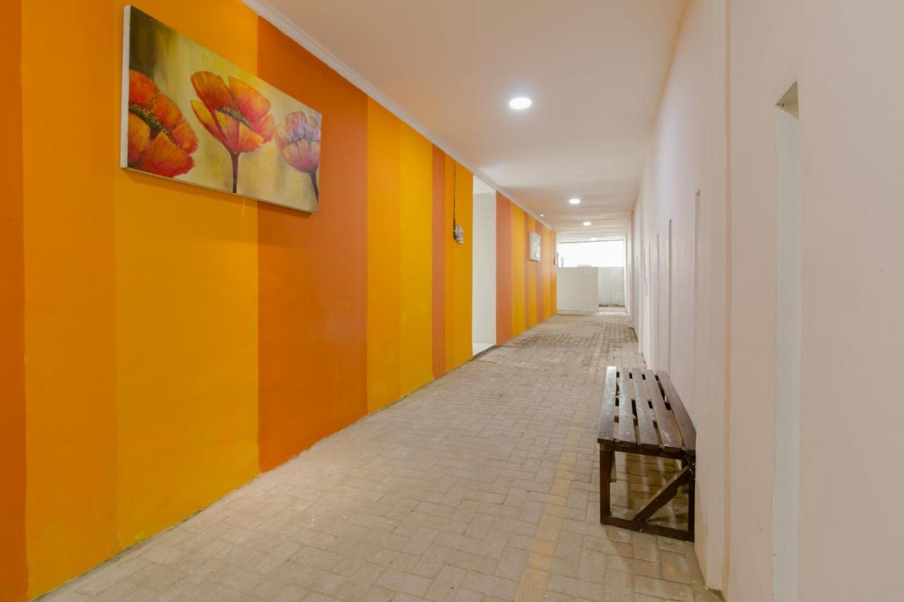 Oyo 2228 Arwinda Costel Syariah Hotel Puncak