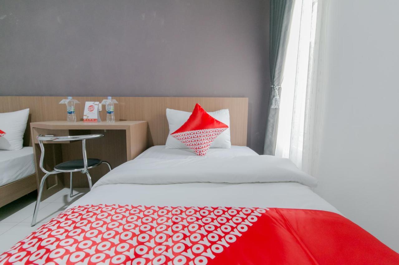 Oyo 2228 Arwinda Costel Syariah Hotel