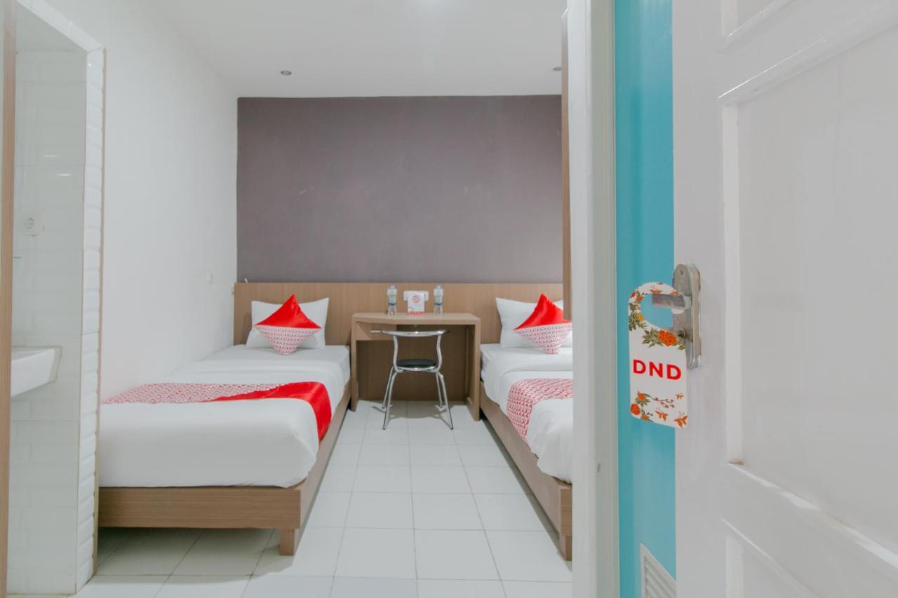 Oyo 2228 Arwinda Costel Syariah Hotel