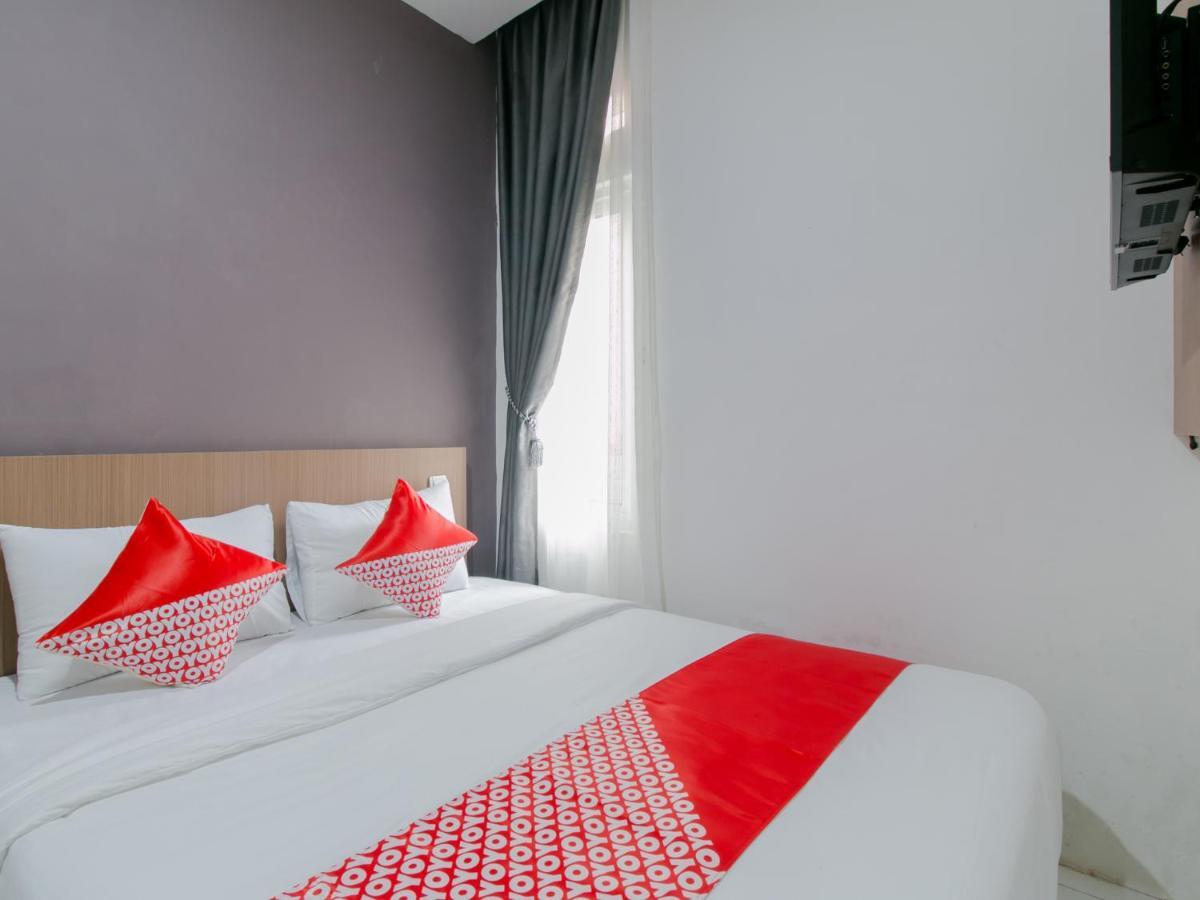 Hotel Oyo 2228 Arwinda Costel Syariah