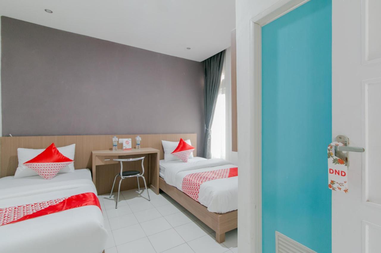 Oyo 2228 Arwinda Costel Syariah Hotel