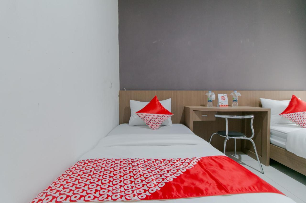 Hotel Oyo 2228 Arwinda Costel Syariah 2*